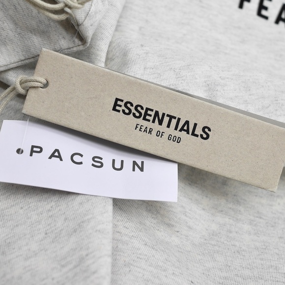 ✔️ FEAR OF GOD ESSENTIALS Men Tee T-Shirt. Medium. Light Oatmeal. - Picture 5 of 9